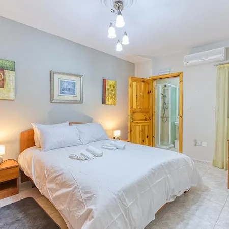 Daire A Colourful 3br Home, With Smart Tv & Balcony By 360 Estates St. Paul's Bay