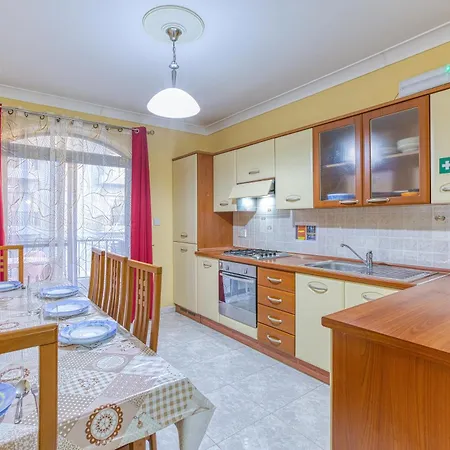 Apartamento A Colourful 3br Home, With Smart Tv & Balcony By 360 Estates St. Paul's Bay