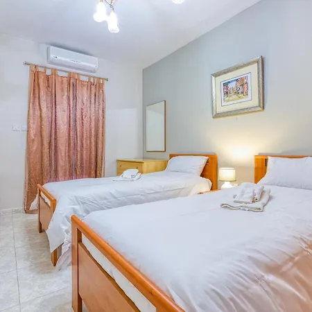 A Colourful 3br Home, With Smart Tv & Balcony By 360 Estates * St. Paul's Bay