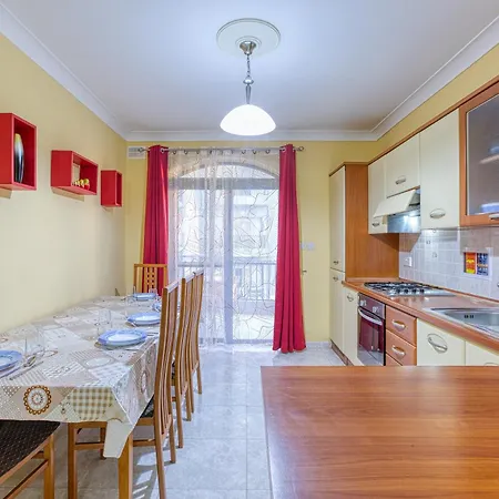 A Colourful 3br Home, With Smart Tv & Balcony By 360 Estates * St. Paul's Bay