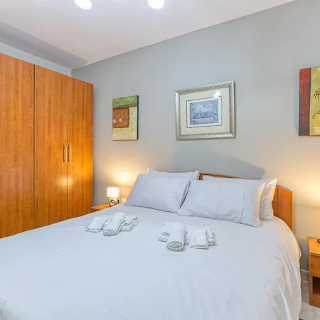 A Colourful 3br Home, With Smart Tv & Balcony By 360 Estates Apartamento St. Paul's Bay